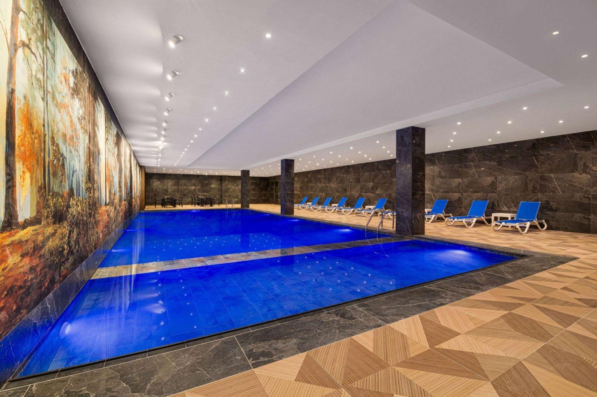 Ramada By Wyndham Gaziantep Hotel Buitenkant foto