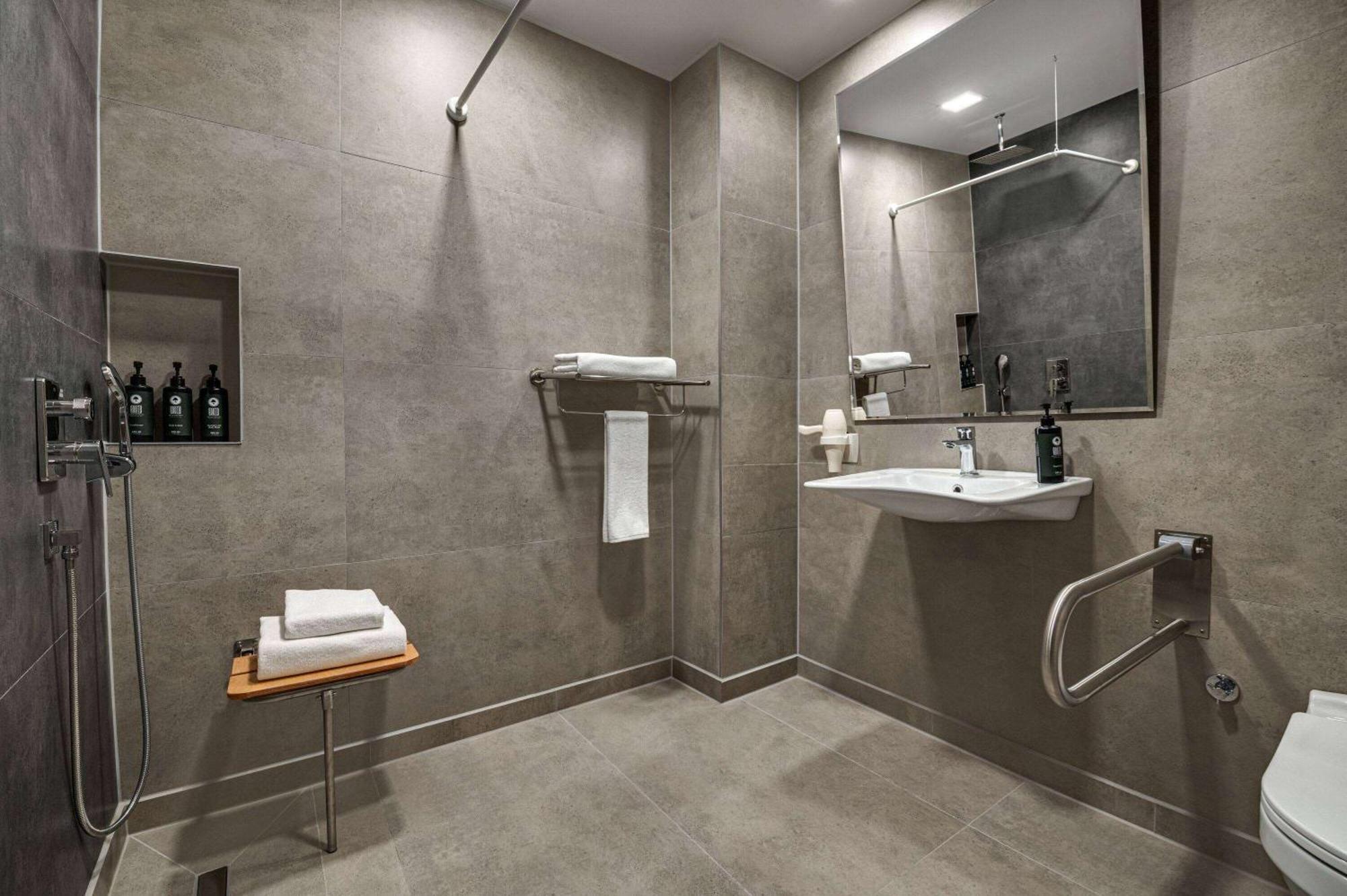 Ramada By Wyndham Gaziantep Hotel Buitenkant foto