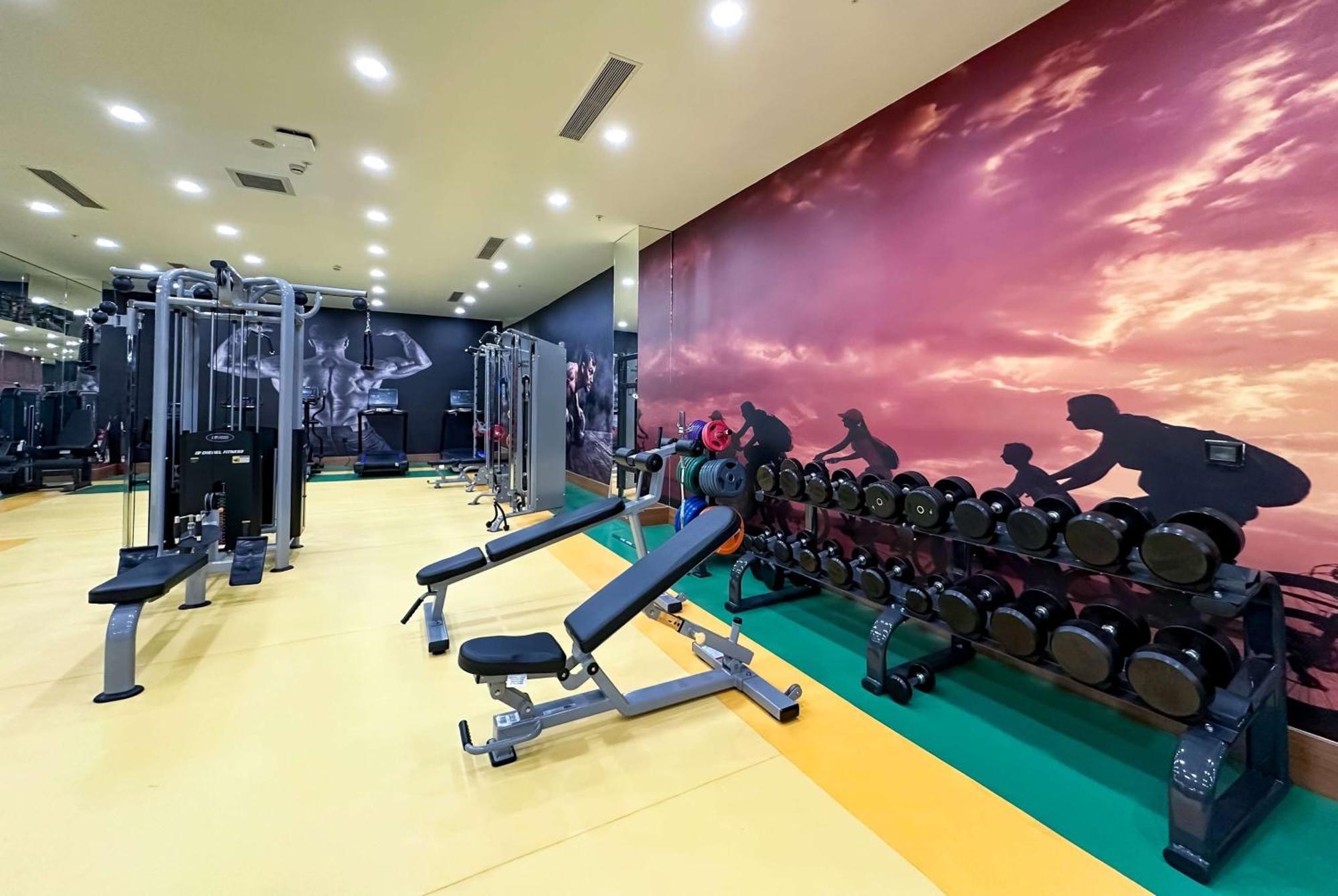 Ramada By Wyndham Gaziantep Hotel Buitenkant foto
