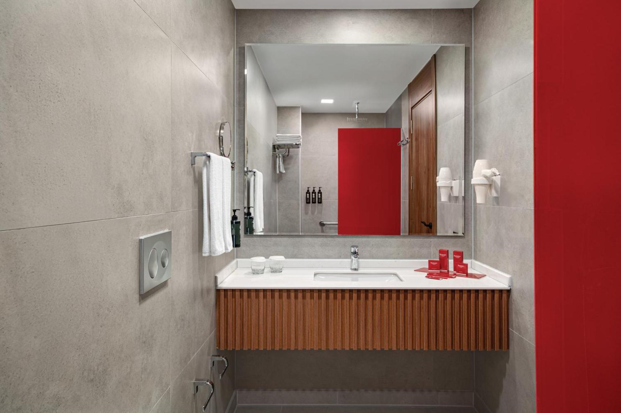 Ramada By Wyndham Gaziantep Hotel Buitenkant foto