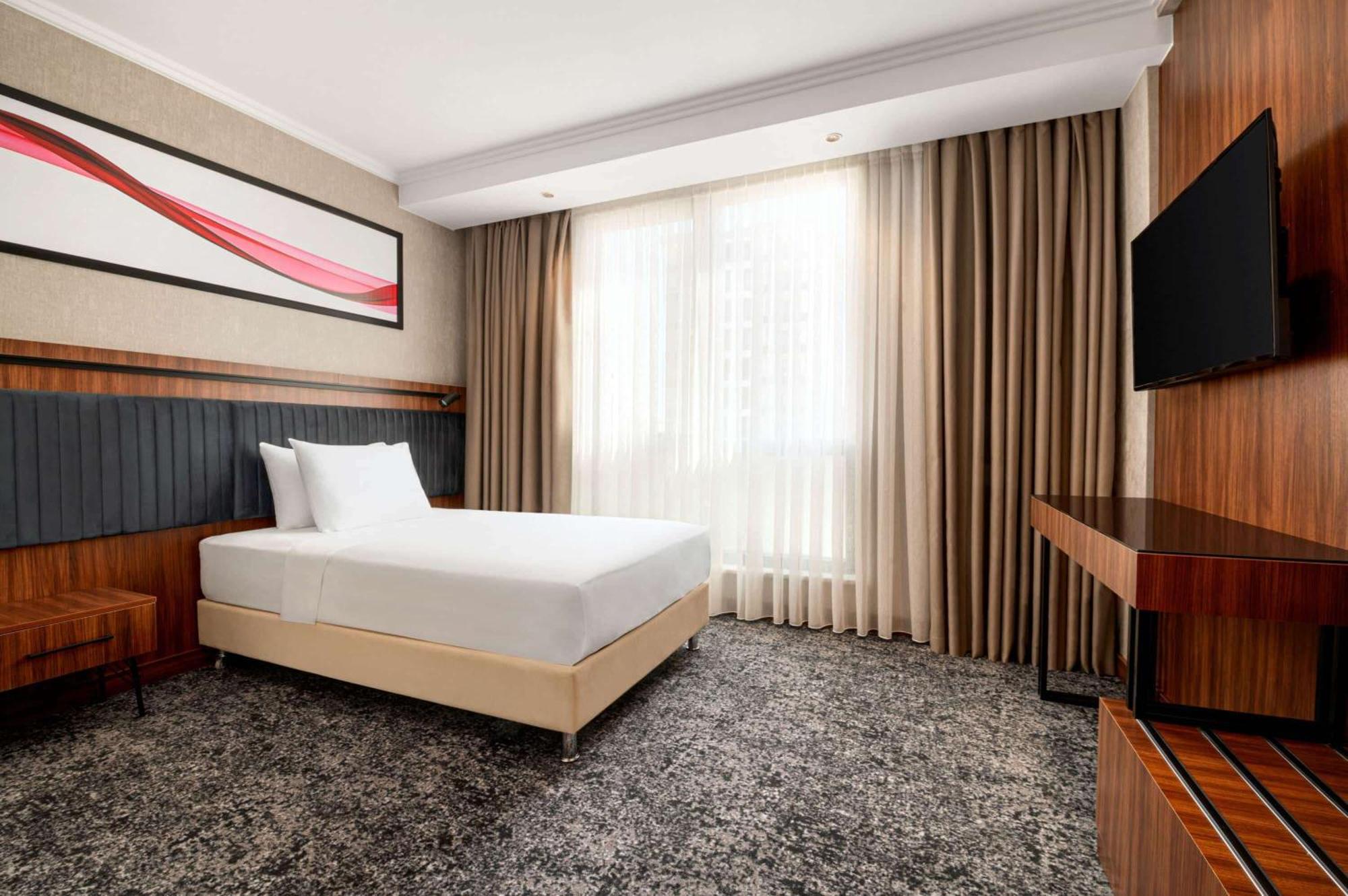 Ramada By Wyndham Gaziantep Hotel Buitenkant foto